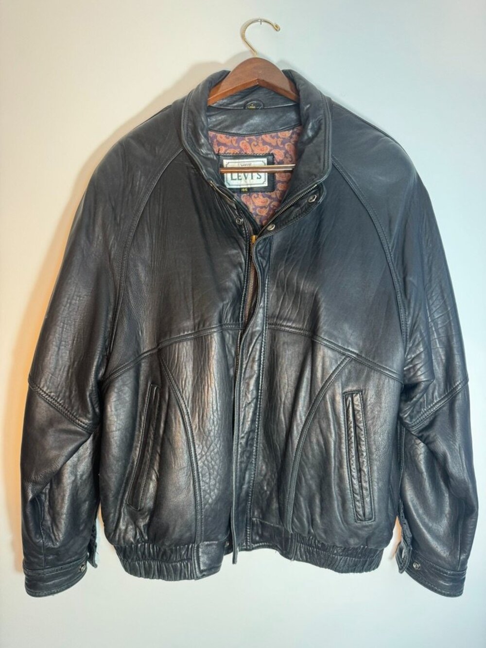 Vintage Levi's Men's Genuine Leather Bomber Jacket Size Large Full Zip Paisley